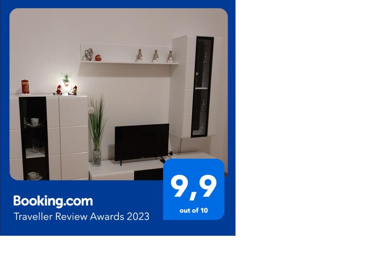 Apartament Nad Jeziorem オレツコ エクステリア 写真